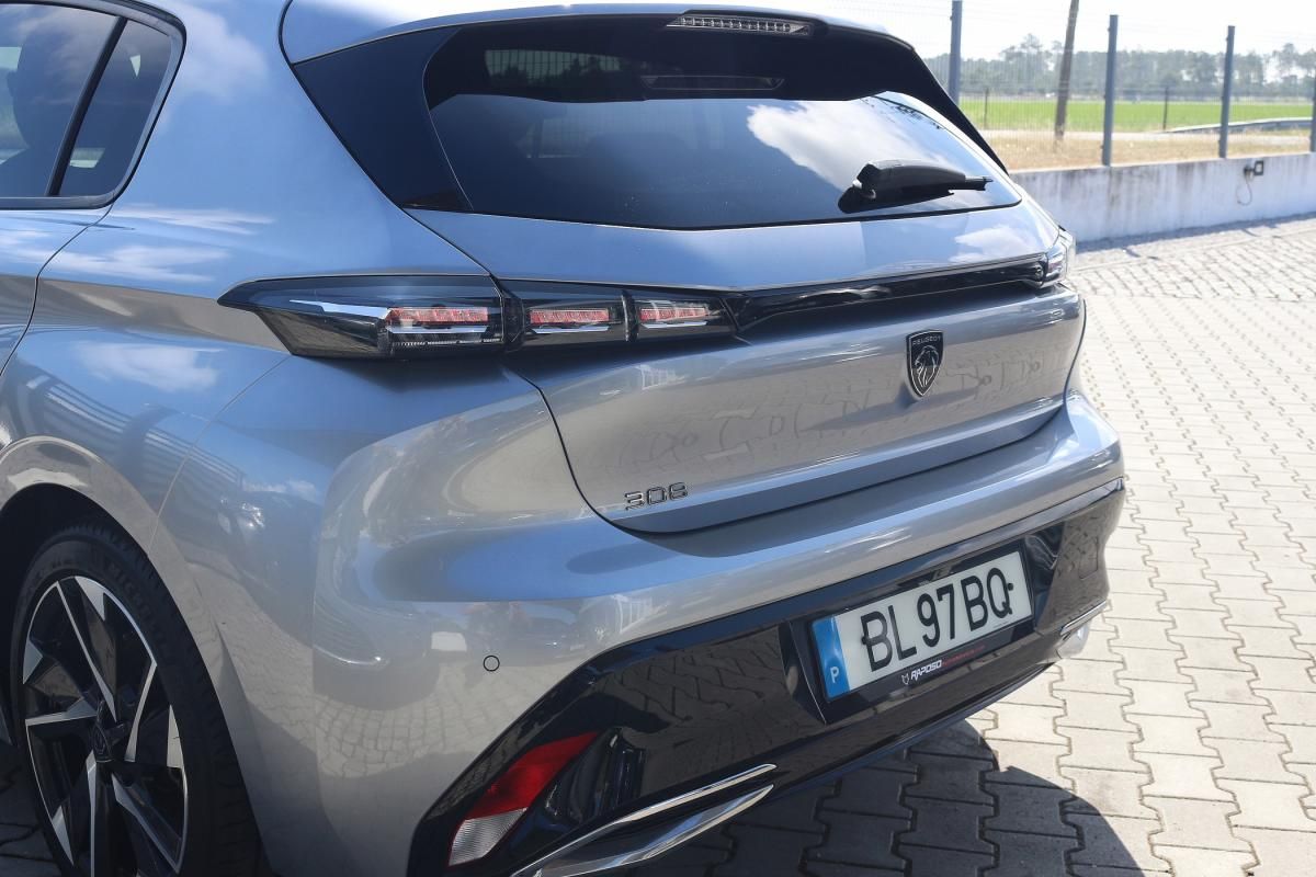peugeot-308-2024-gasolina-1199cc