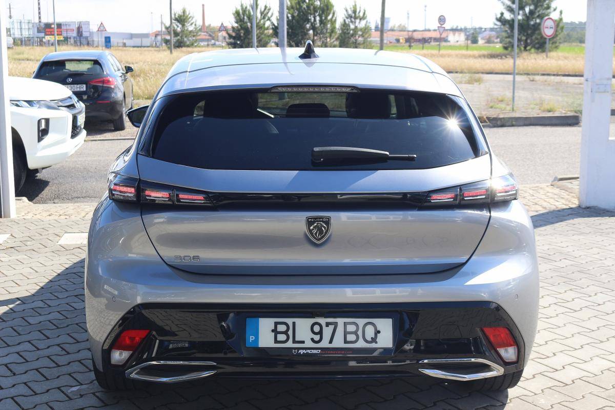 peugeot-308-2024-gasolina-1199cc