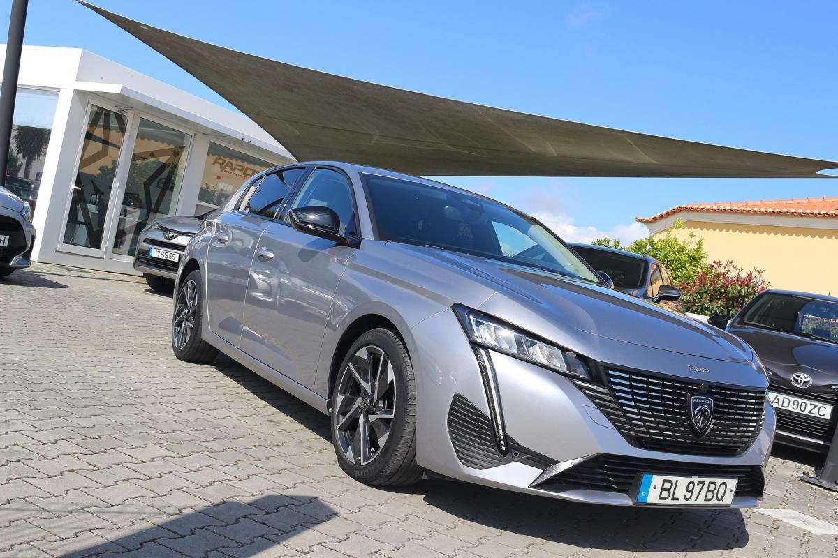 peugeot-308-2024-gasolina-1199cc