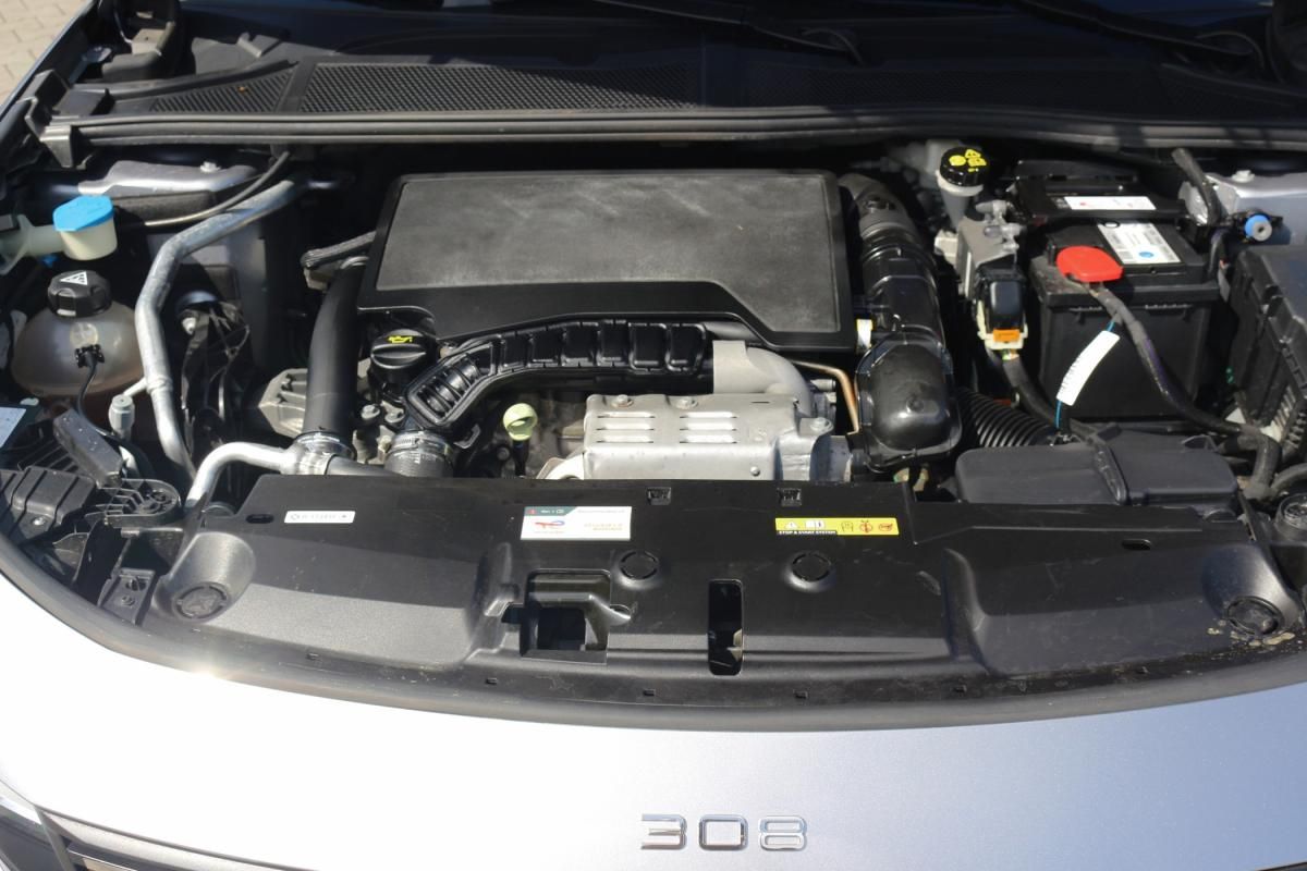 peugeot-308-2024-gasolina-1199cc