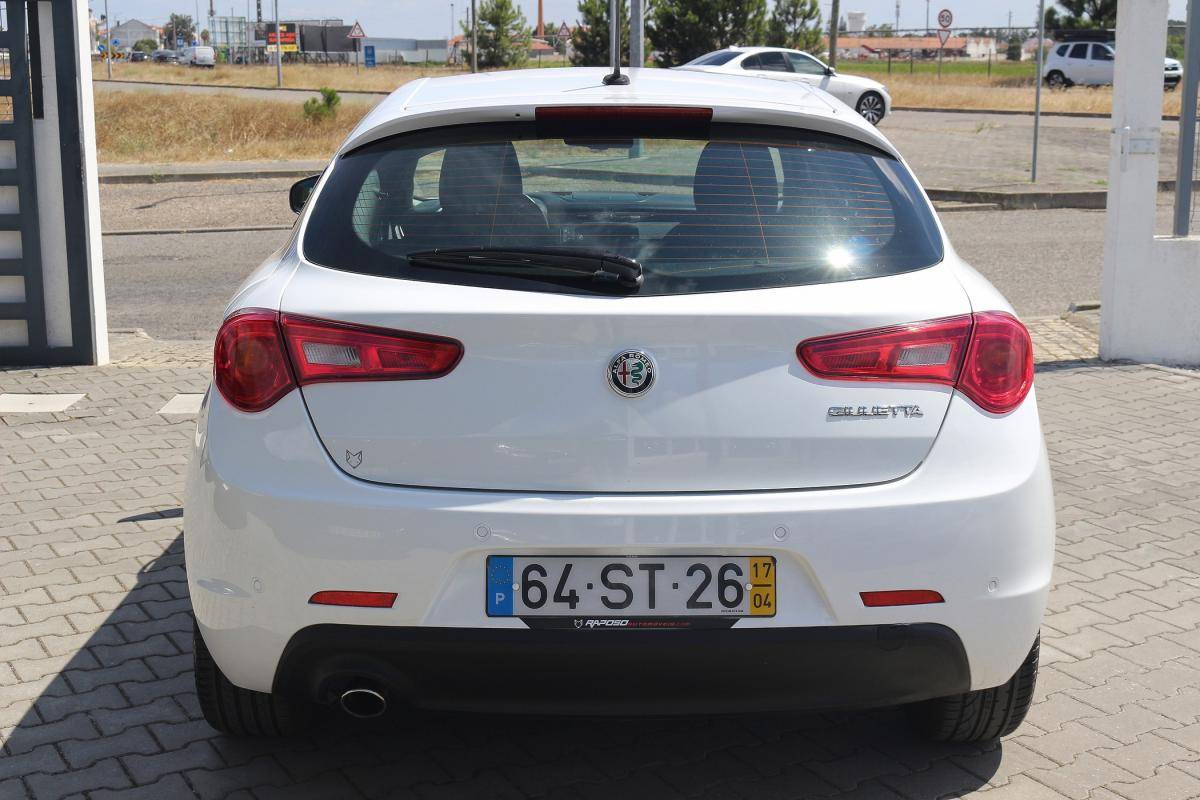 alfa-romeo-giulietta-2017-diesel-1598cc