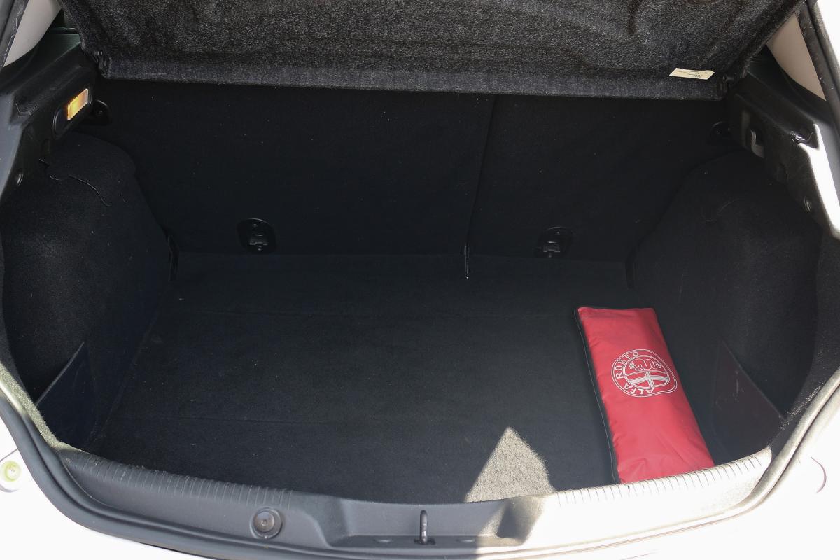 alfa-romeo-giulietta-2017-diesel-1598cc