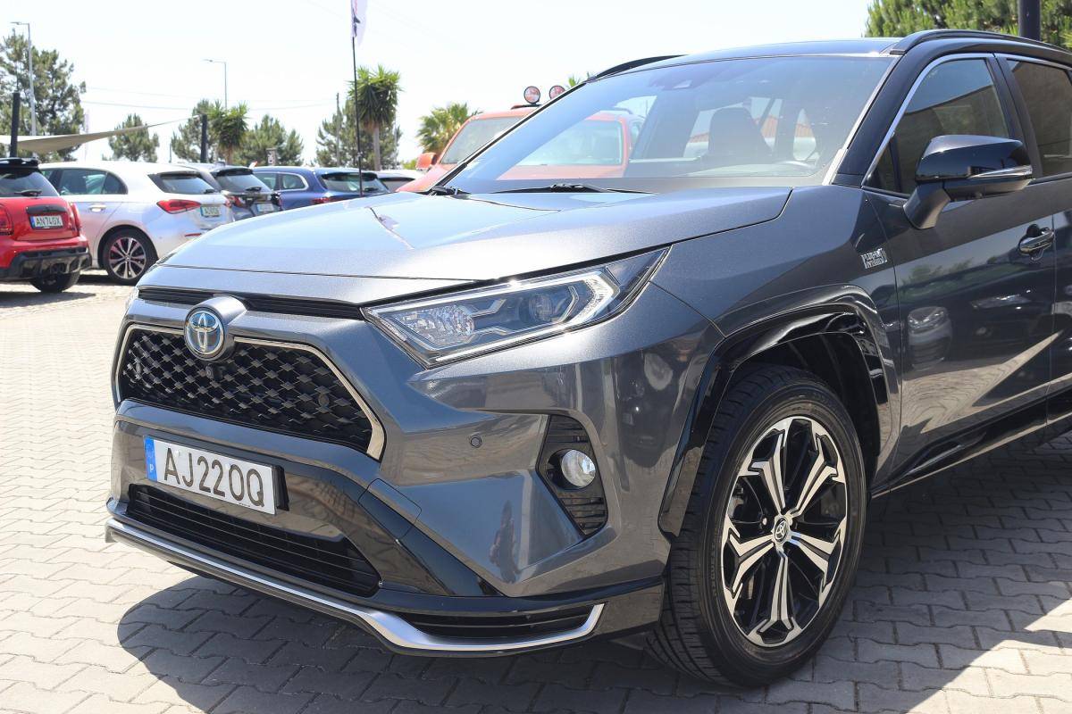 toyota-rav4-2021-hibrido-a-gasolina-2487cc