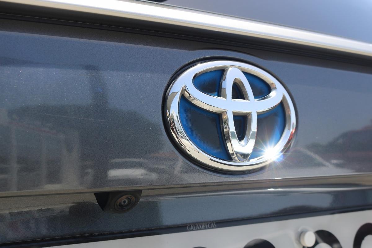 toyota-rav4-2021-hibrido-a-gasolina-2487cc