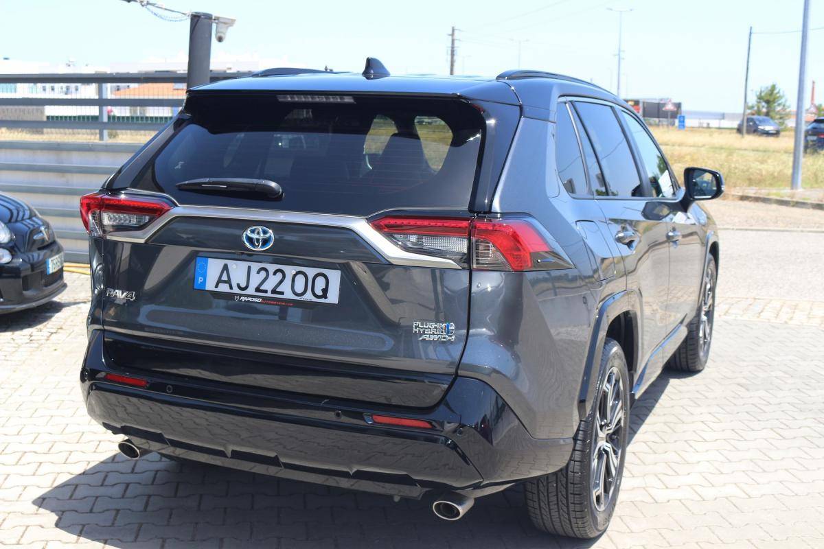 toyota-rav4-2021-hibrido-a-gasolina-2487cc