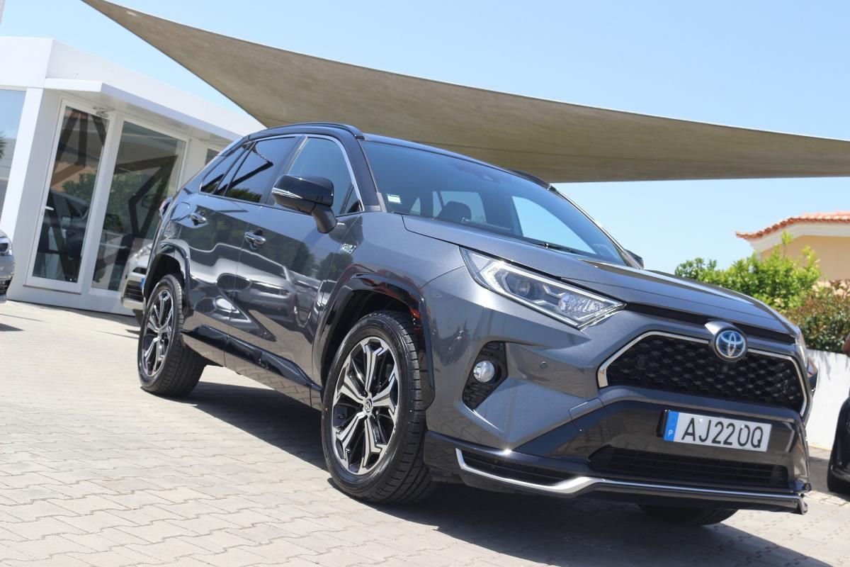 toyota-rav4-2021-hibrido-a-gasolina-2487cc