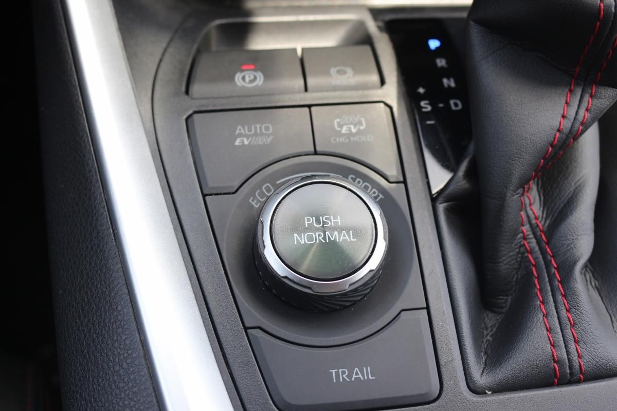toyota-rav4-2021-hibrido-a-gasolina-2487cc