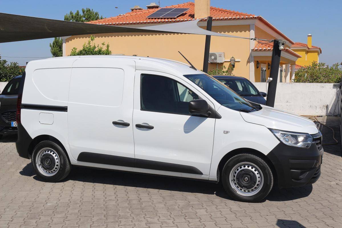 renault-express-2023-diesel-1461cc