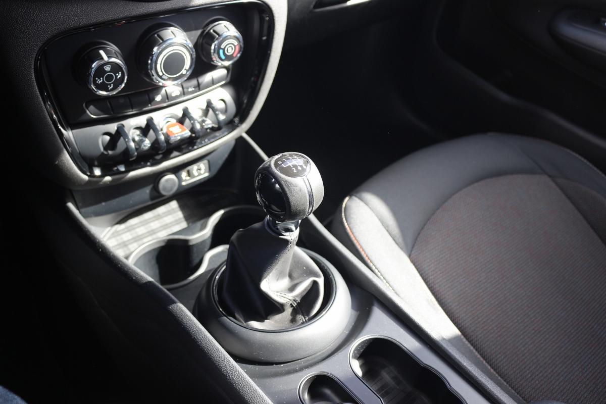 mini-clubman-2017-diesel-1496cc