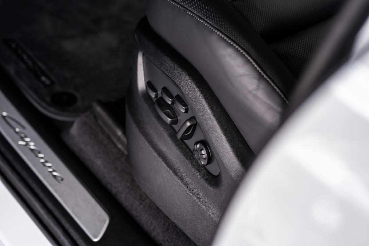 porsche-cayenne-2025-hibrido-a-gasolina-2995cc