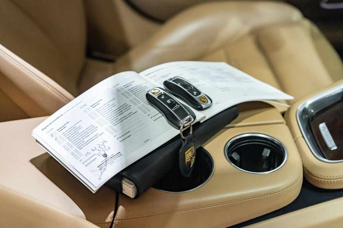 porsche-panamera-turbo-s-e-hybrid-2018-gasolina-3996cc