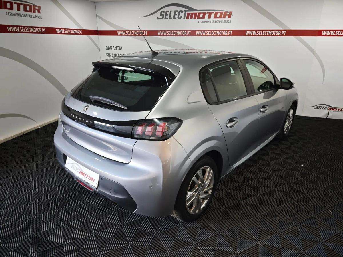 peugeot-208-2020-gasolina-1199cc