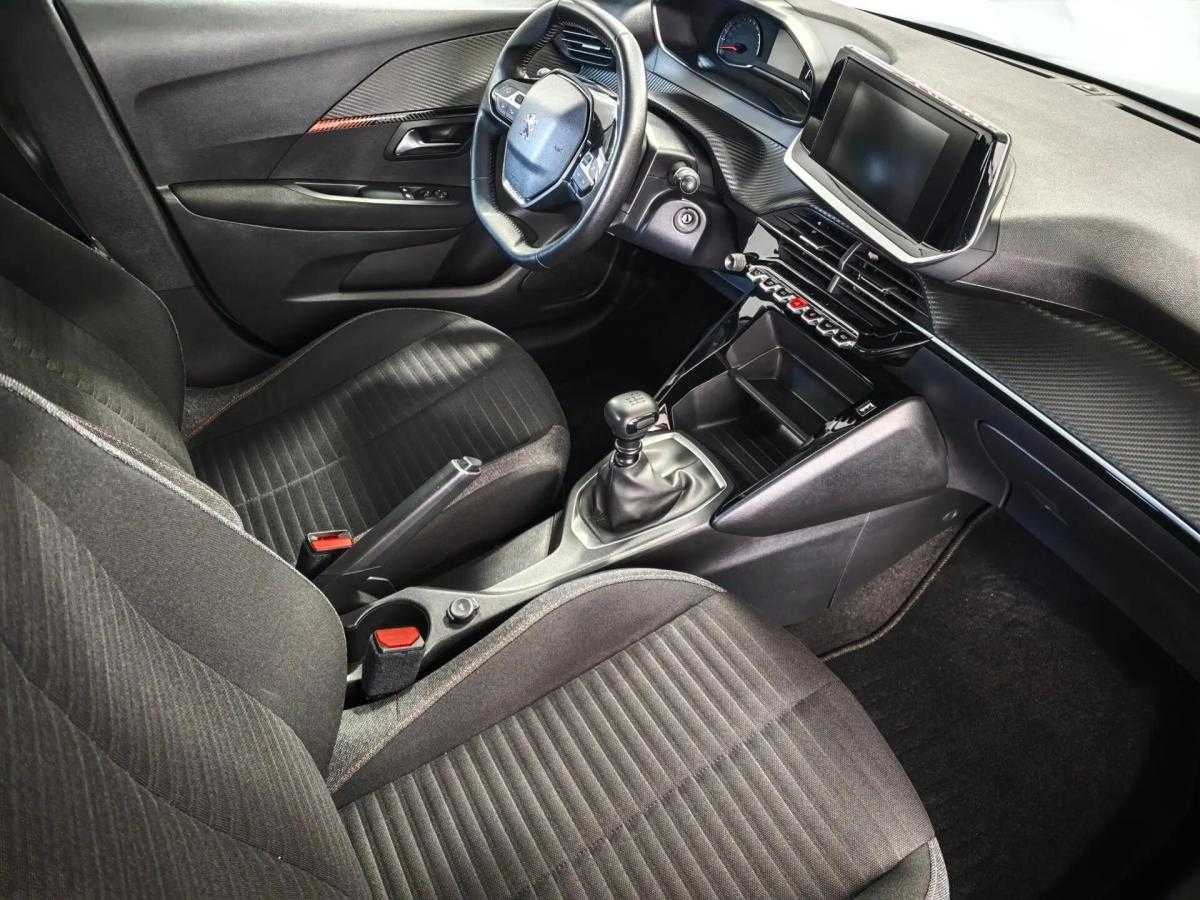peugeot-208-2020-gasolina-1199cc