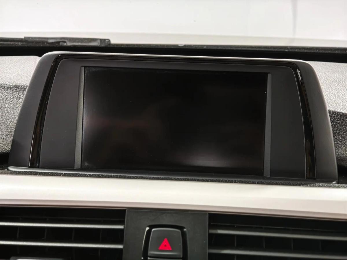 bmw-serie-3-316-d-touring-2015-diesel-1995cc