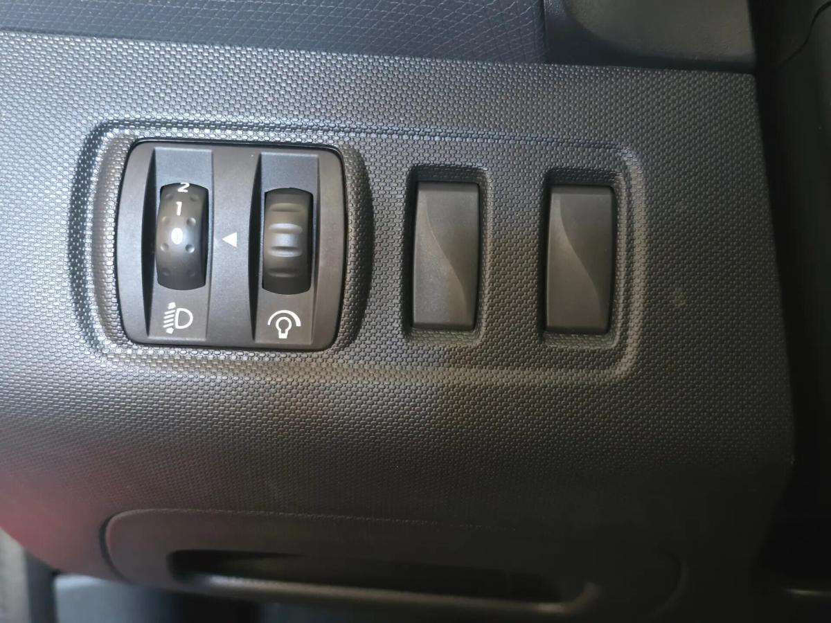 renault-clio-2014-gasolina-1197cc