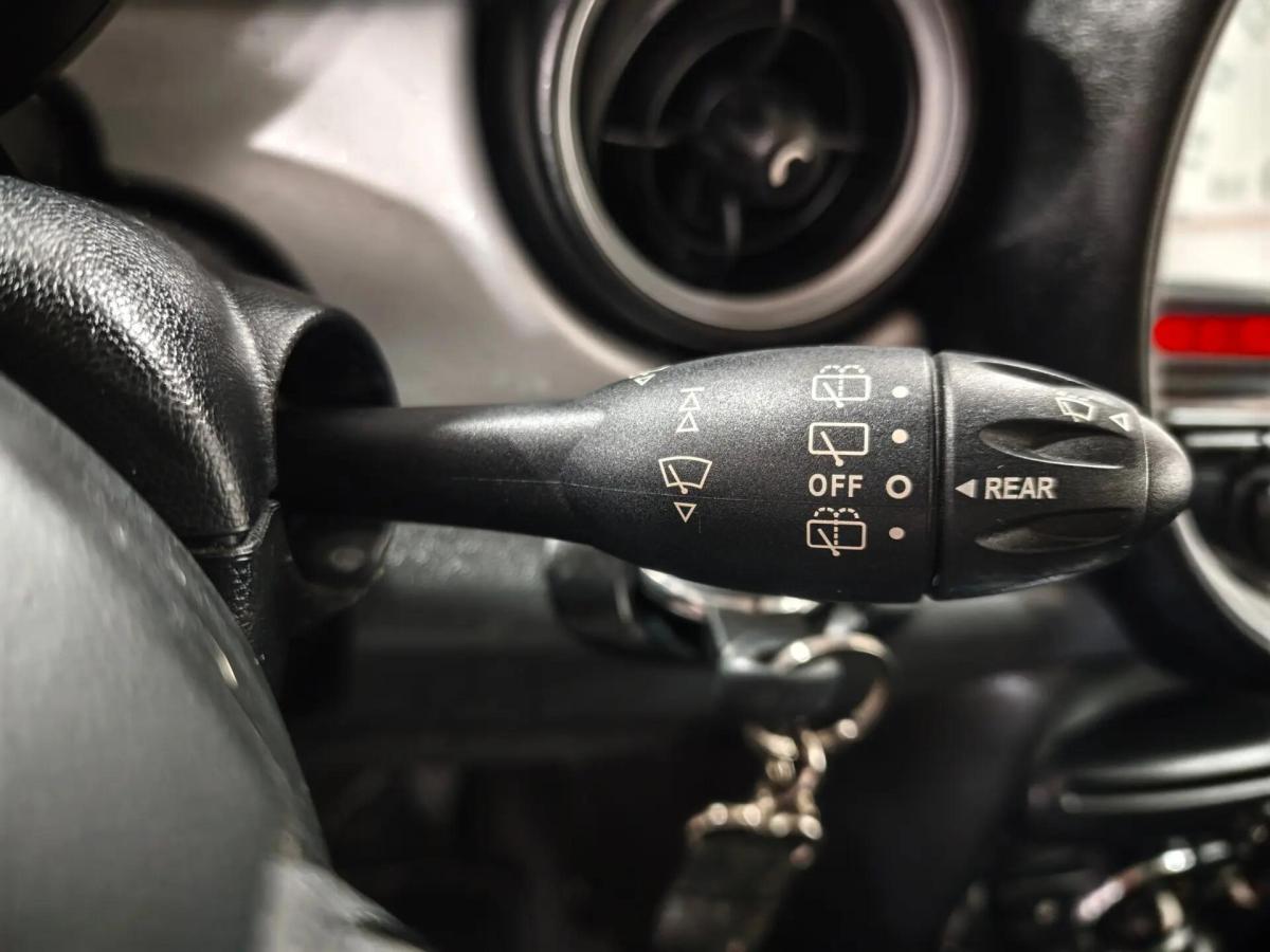 mini-cooper-2011-gasolina-1598cc