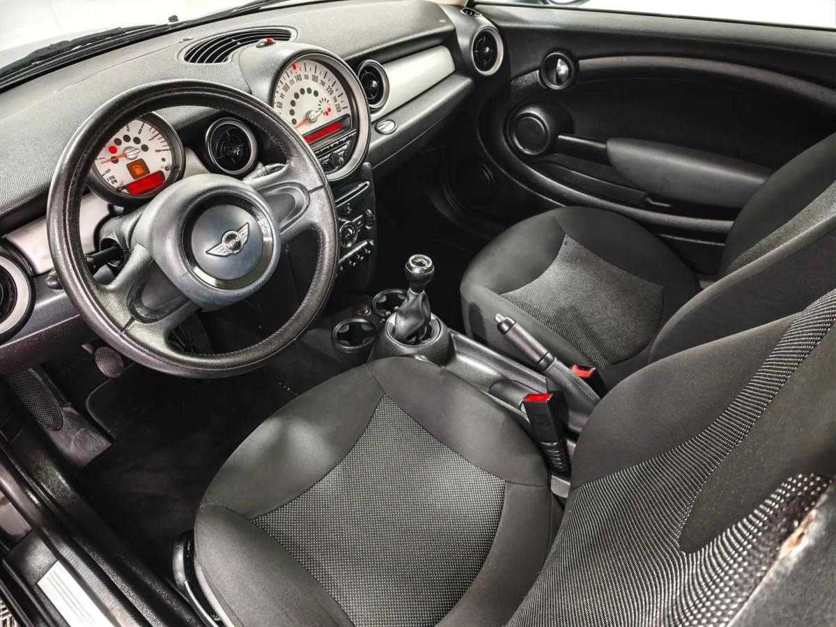 mini-cooper-2011-gasolina-1598cc