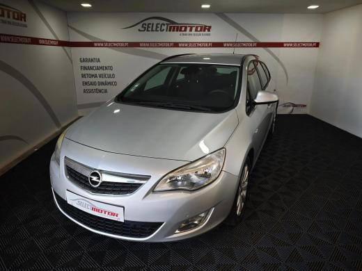 opel-astra-sport-tourer-2012-diesel-1956cc