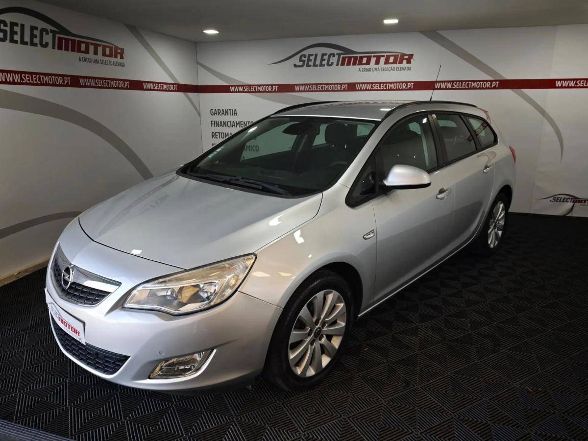 opel-astra-sport-tourer-2012-diesel-1956cc