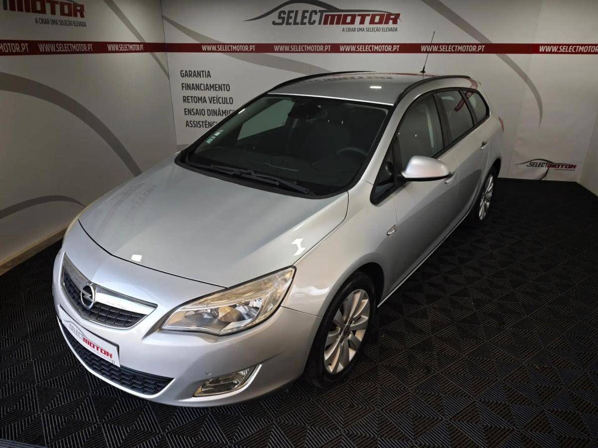 opel-astra-sport-tourer-2012-diesel-1956cc