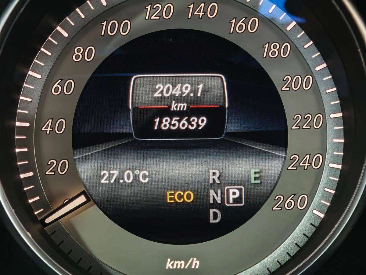 mercedes-benz-classe-e-e-220-bluetec-2016-diesel-2143cc