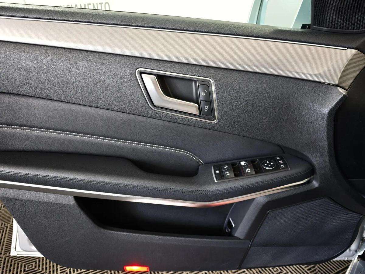 mercedes-benz-classe-e-e-220-bluetec-2016-diesel-2143cc