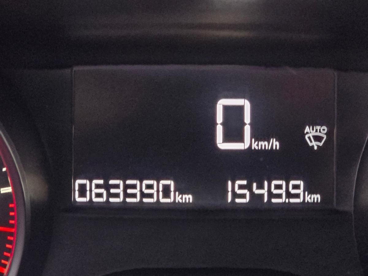 peugeot-208-2018-gasolina-1199cc