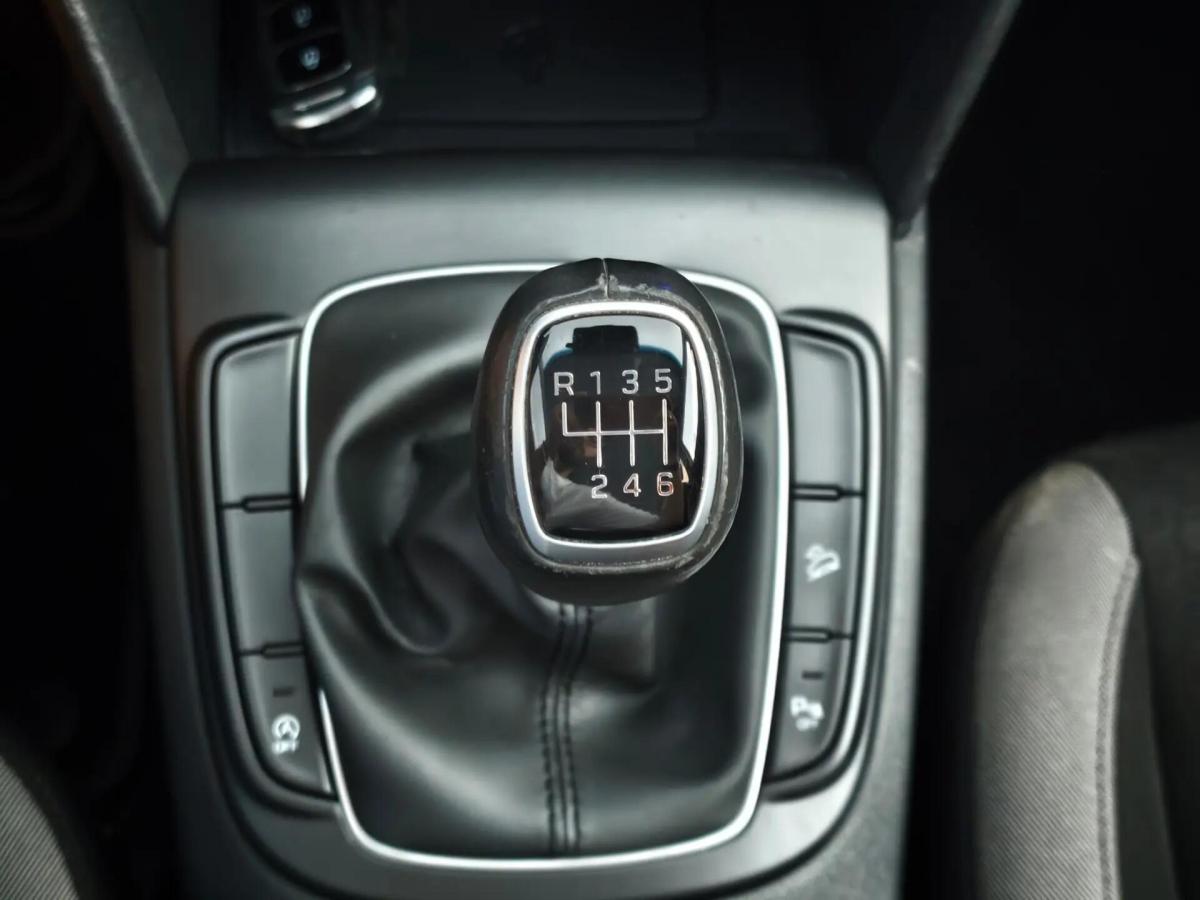 hyundai-kauai-2019-gasolina-998cc