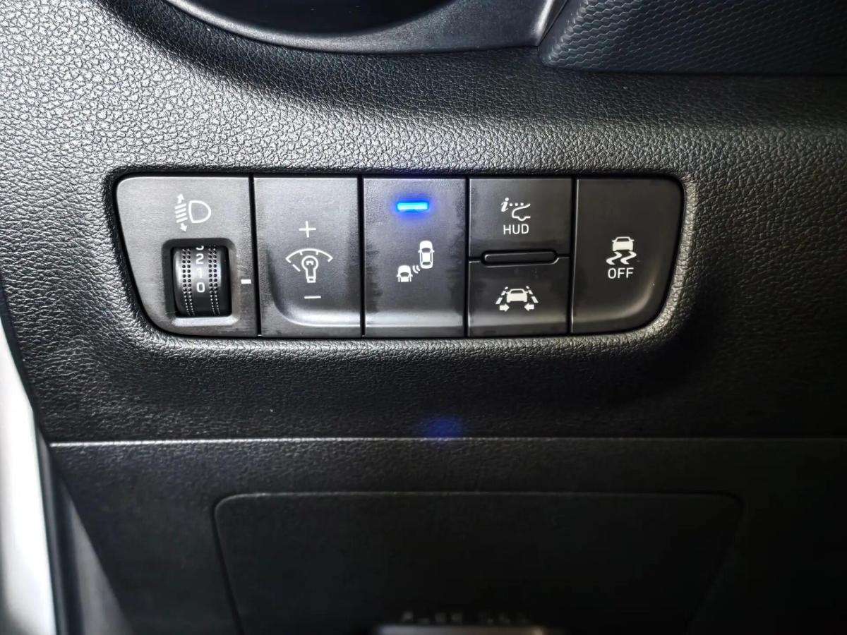 hyundai-kauai-2019-gasolina-998cc
