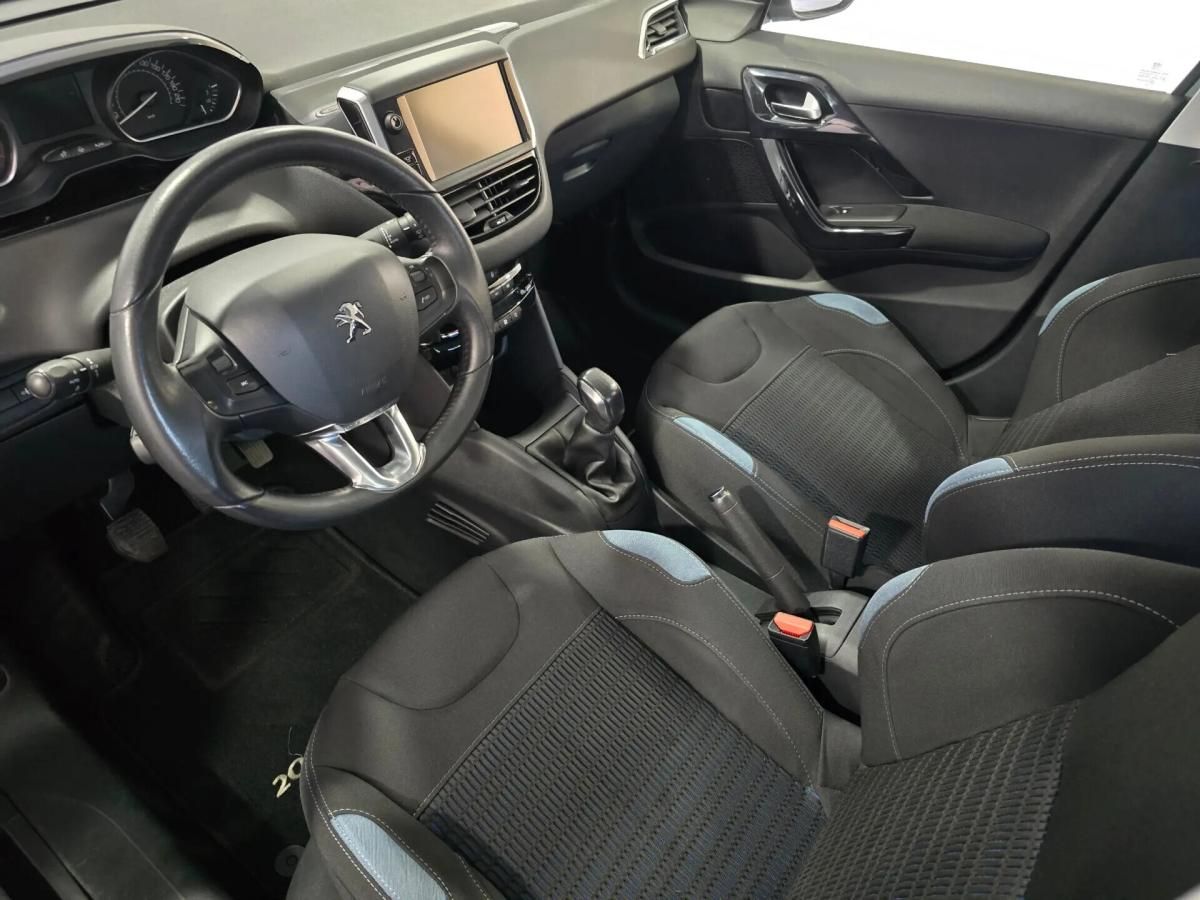 peugeot-208-2014-diesel-1560cc