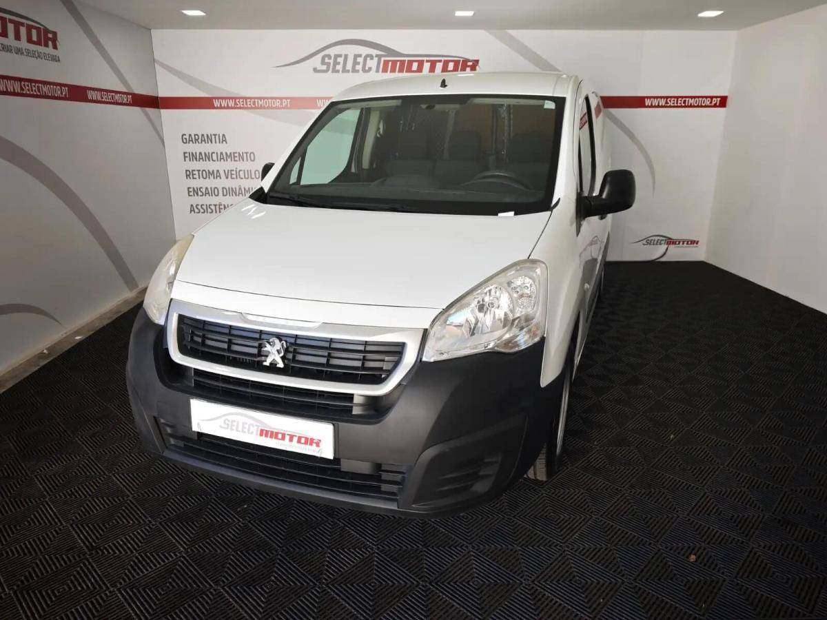 peugeot-partner-2018-diesel-1560cc