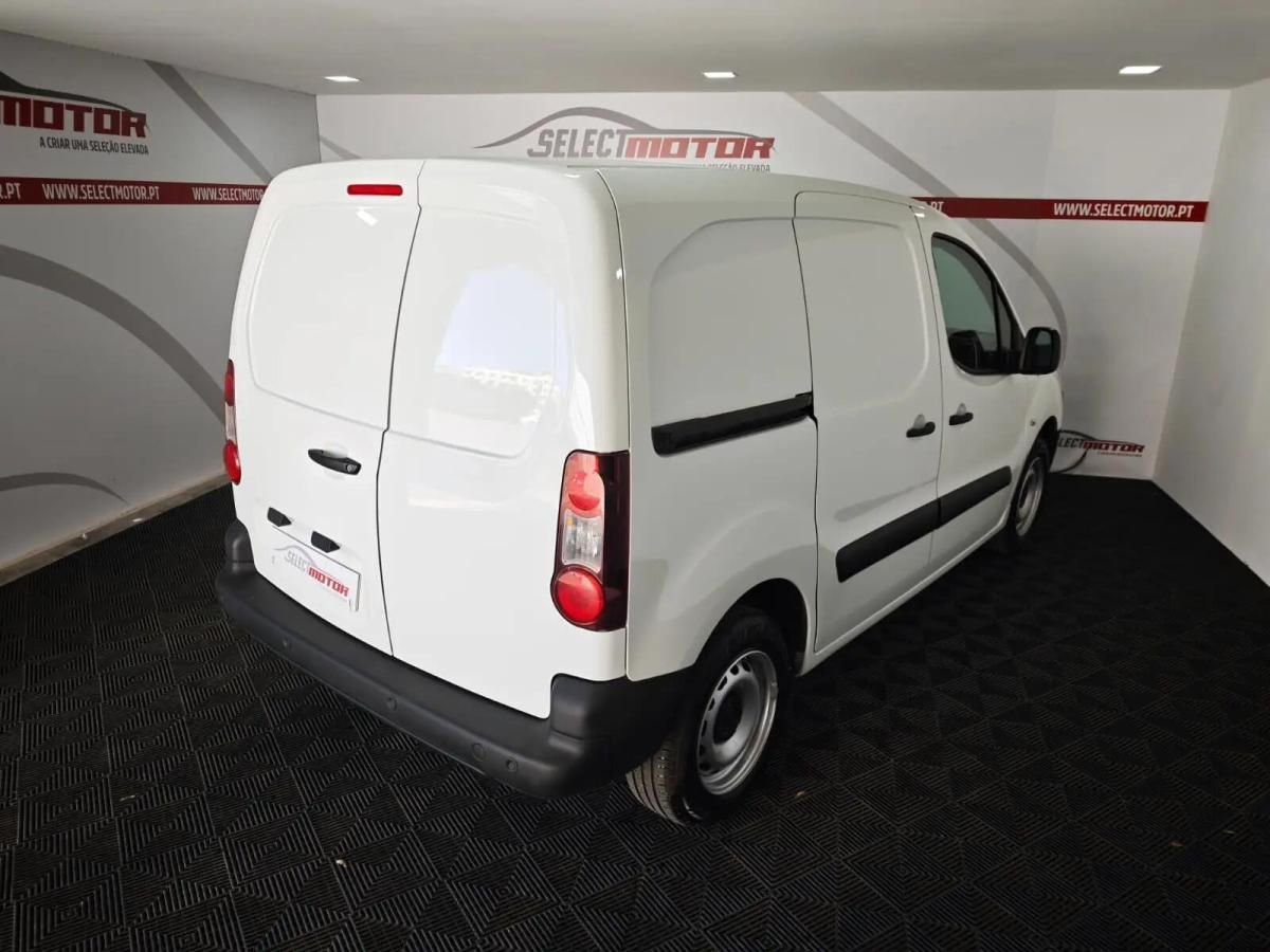 peugeot-partner-2018-diesel-1560cc