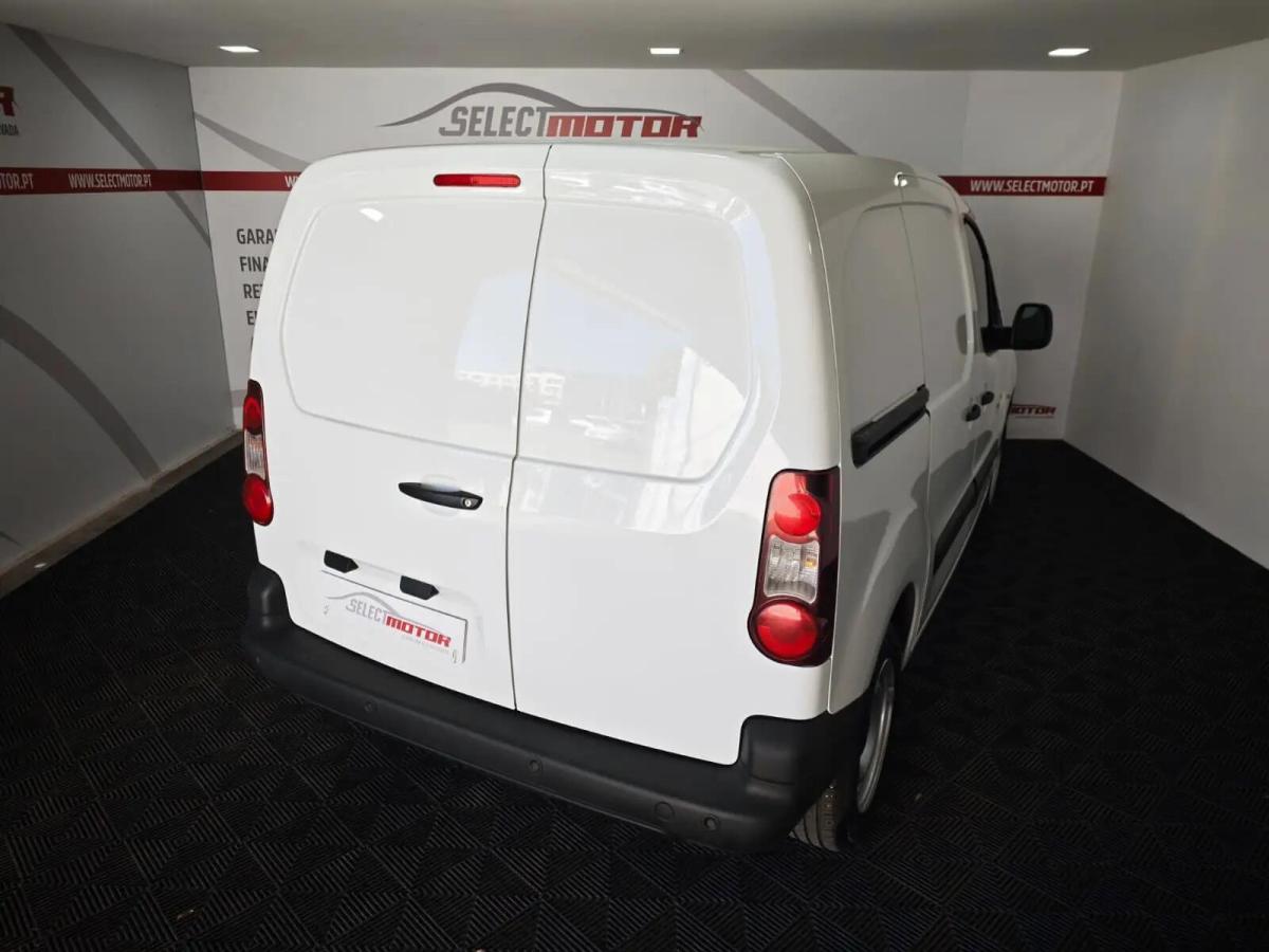 peugeot-partner-2018-diesel-1560cc
