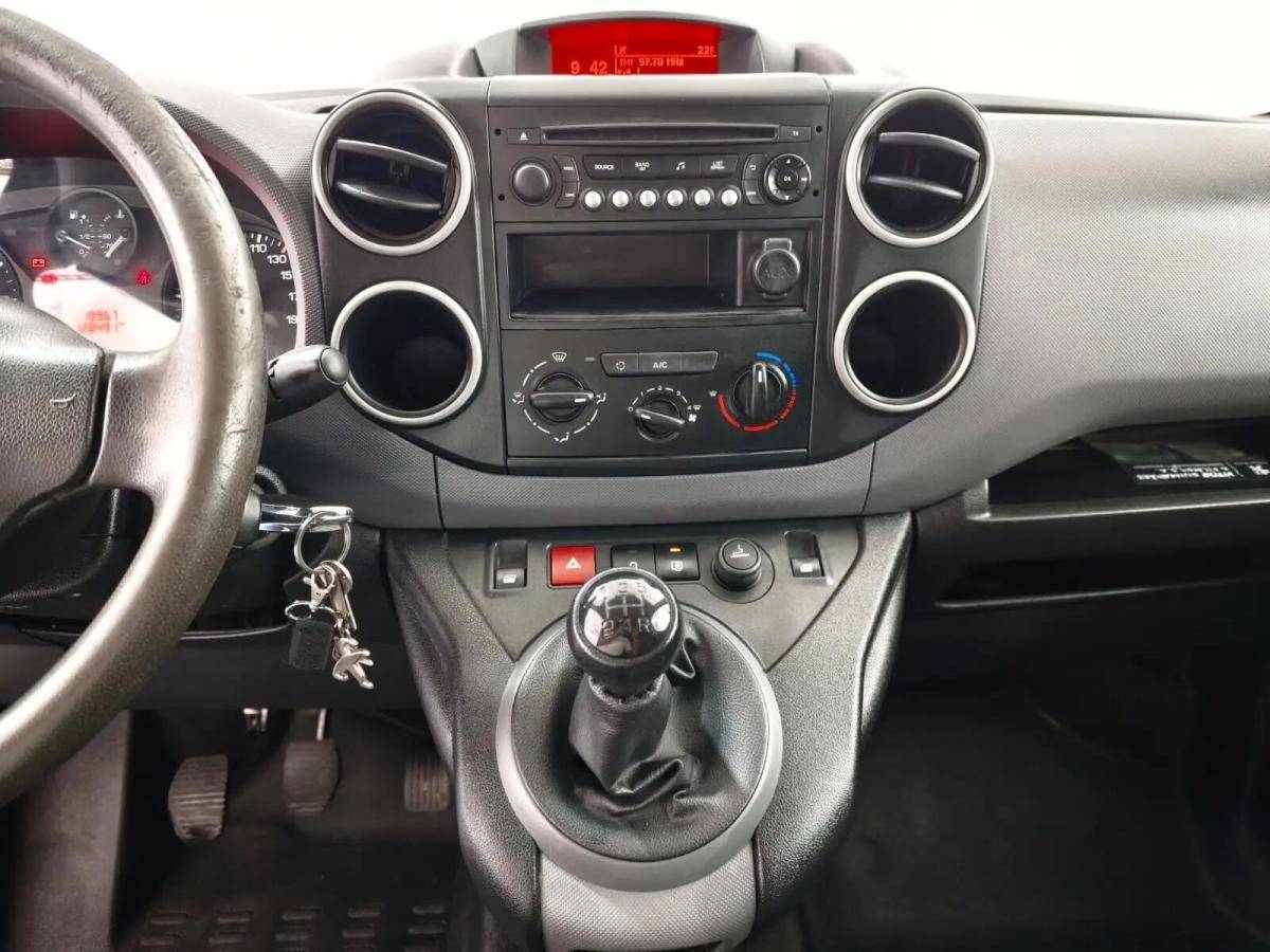 peugeot-partner-2018-diesel-1560cc