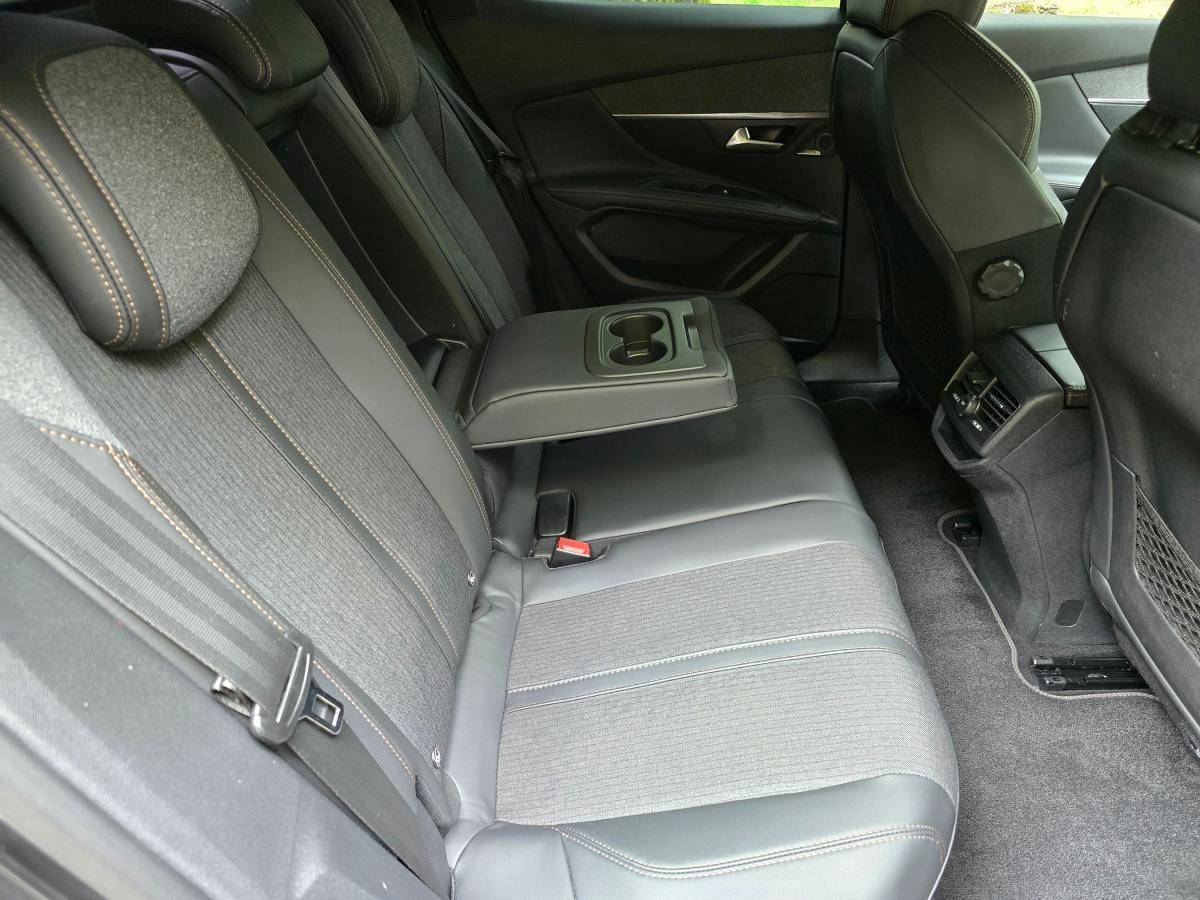 peugeot-3008-2017-gasolina-1199cc