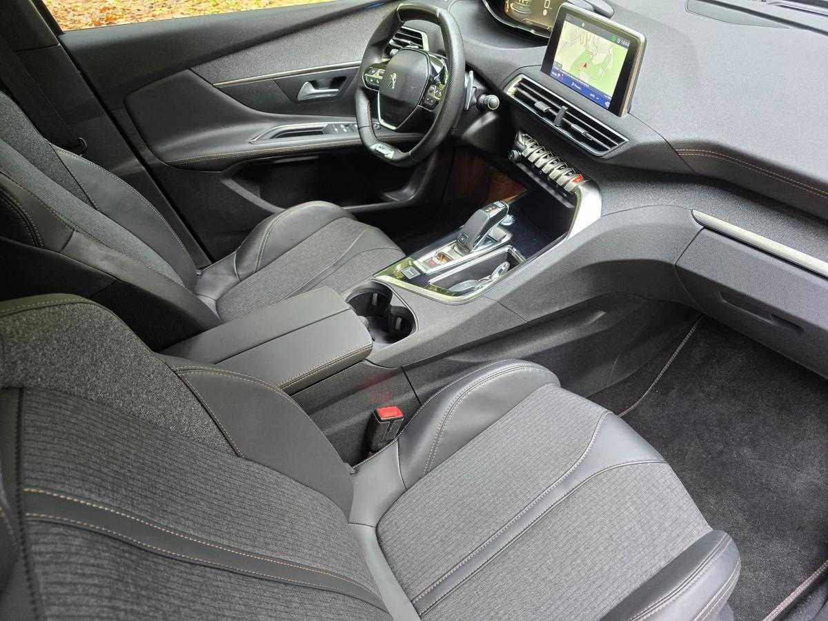 peugeot-3008-2017-gasolina-1199cc