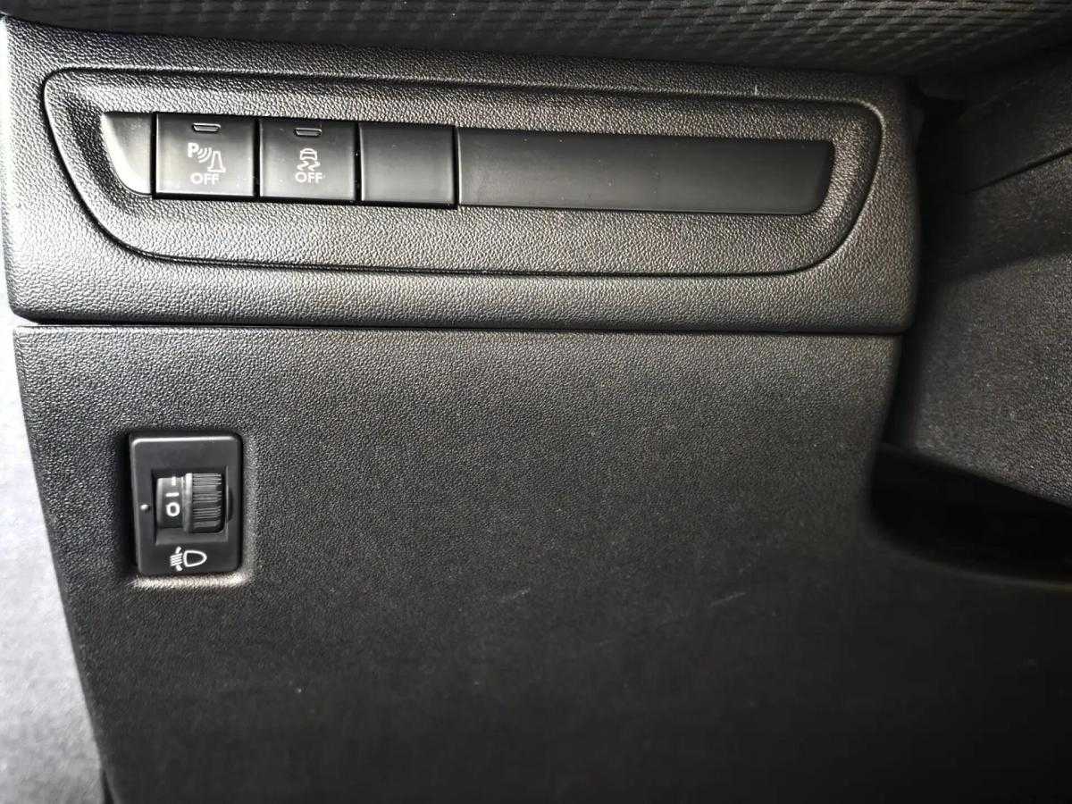 peugeot-208-2015-diesel-1560cc