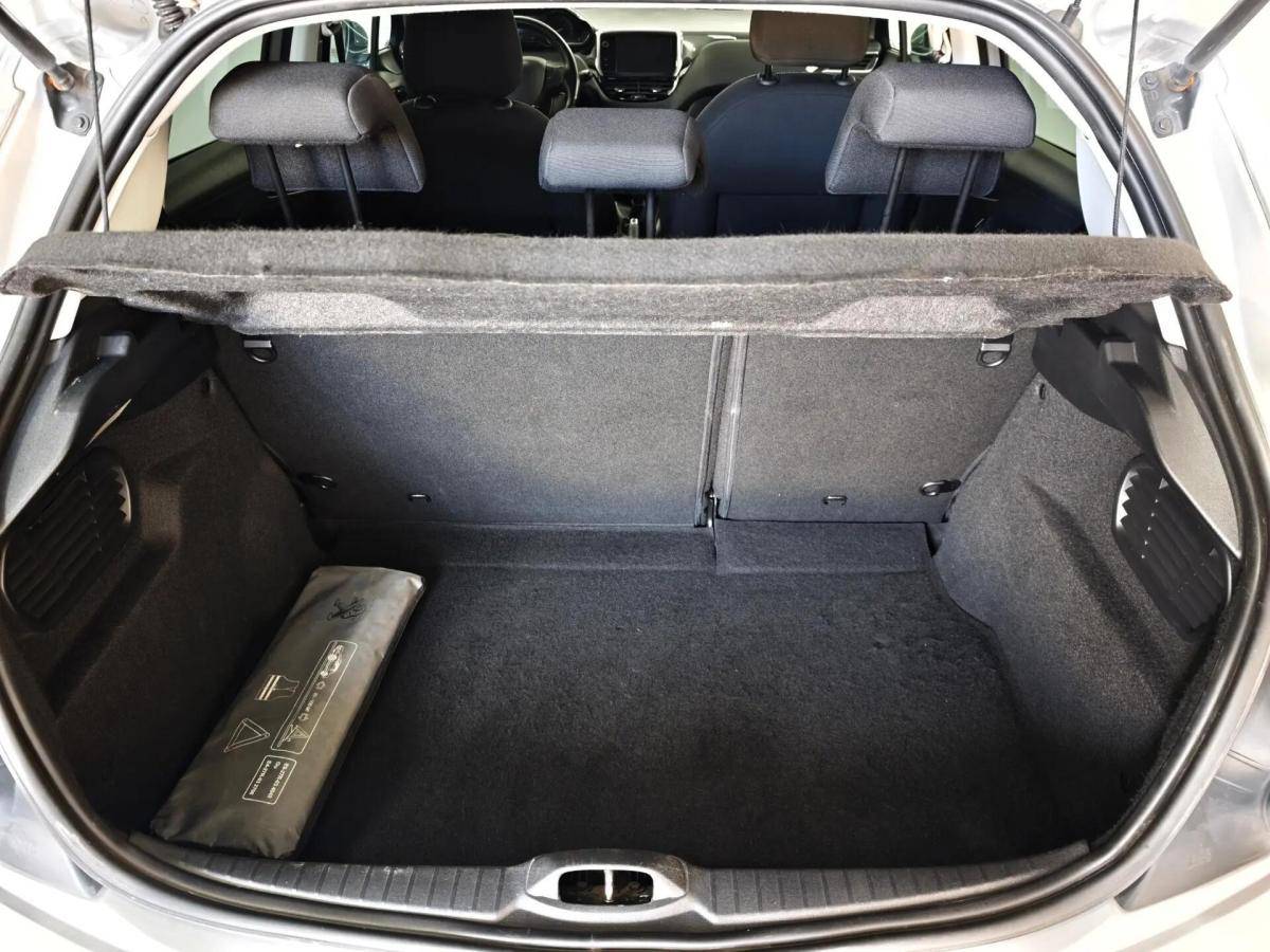 peugeot-208-2015-diesel-1560cc