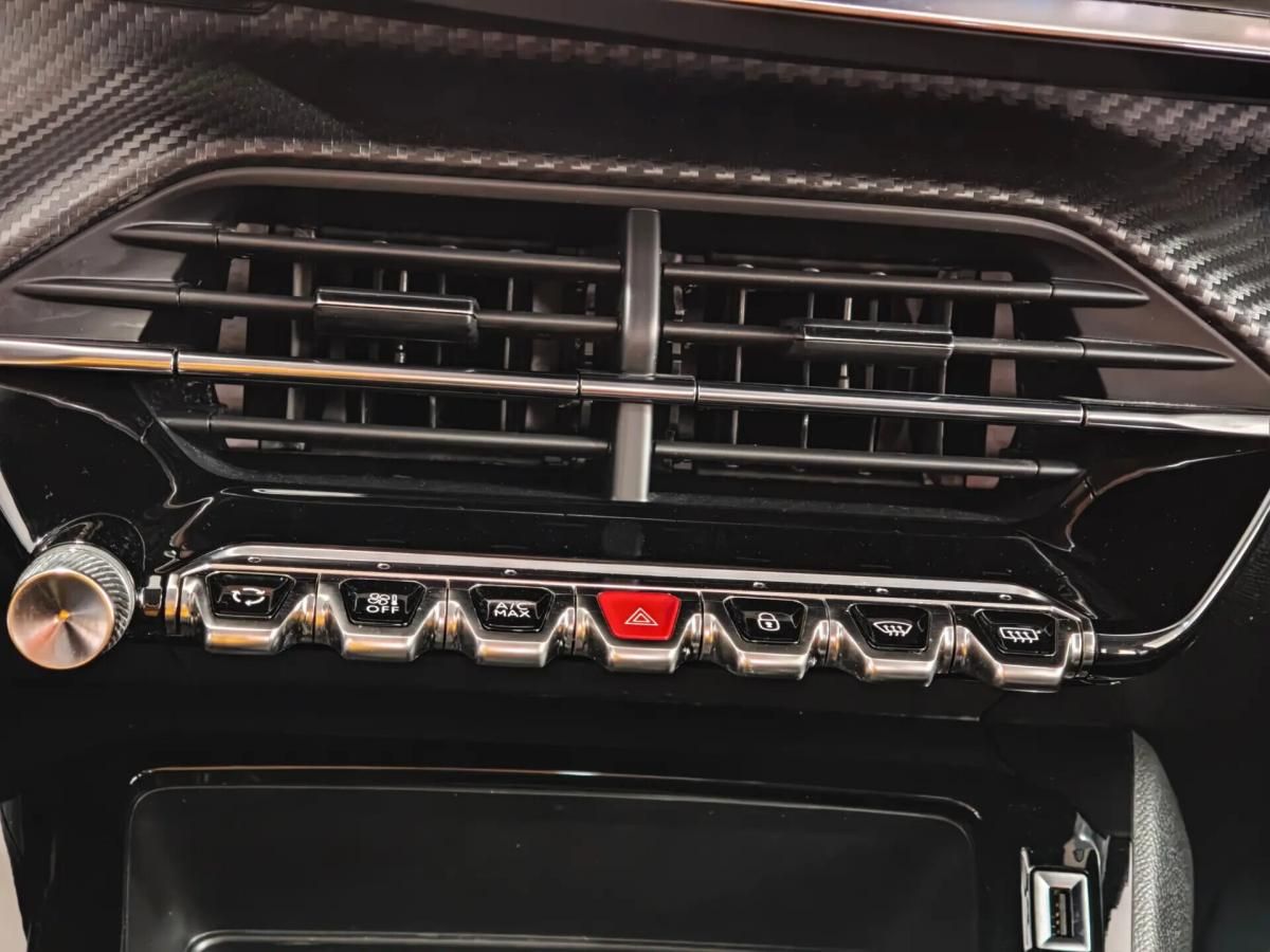 peugeot-208-2020-gasolina-1199cc