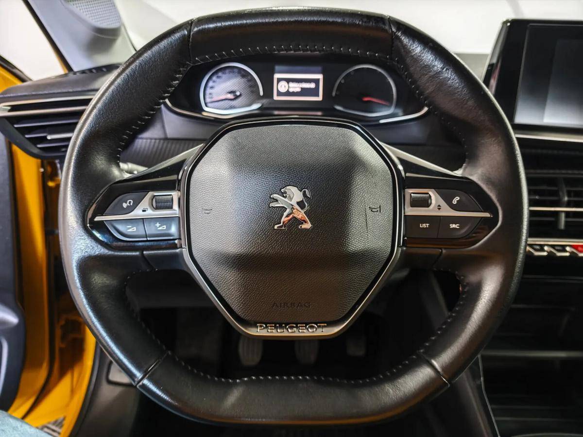 peugeot-208-2020-gasolina-1199cc