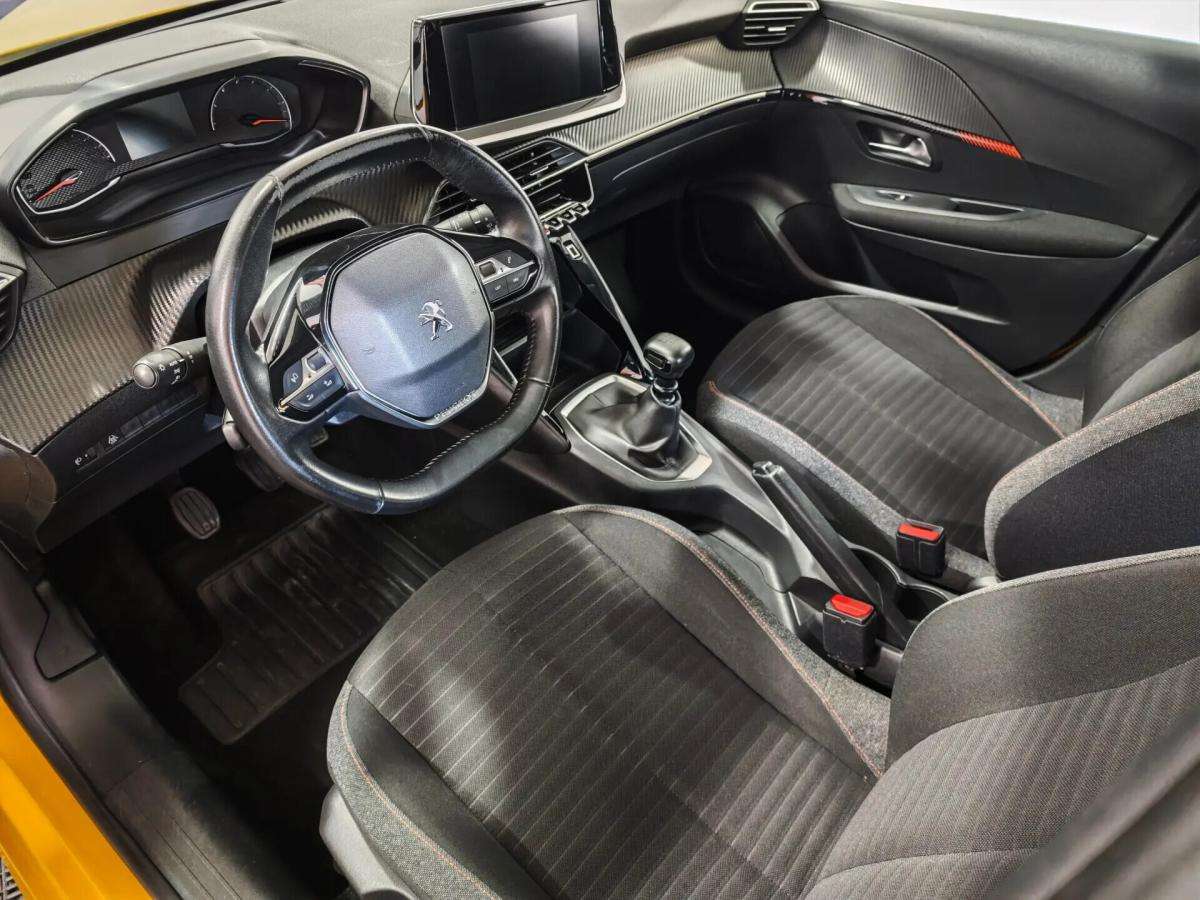 peugeot-208-2020-gasolina-1199cc