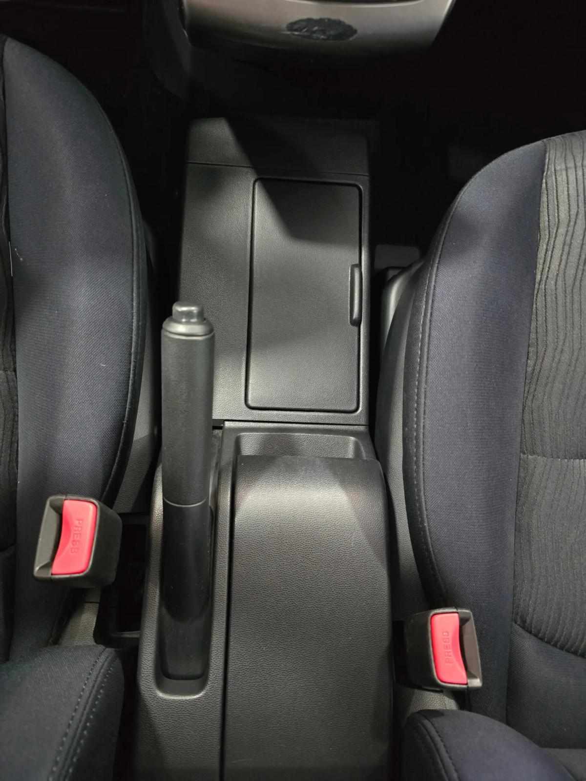 mazda-5-2007-diesel-1998cc