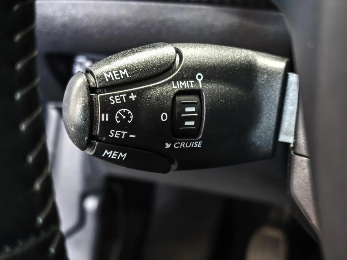 peugeot-208-2020-gasolina-1199cc