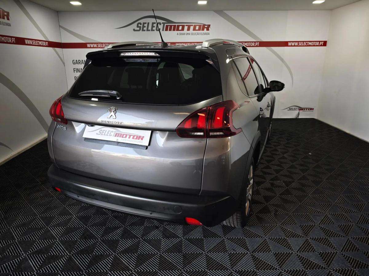 peugeot-2008-2019-gasolina-1199cc