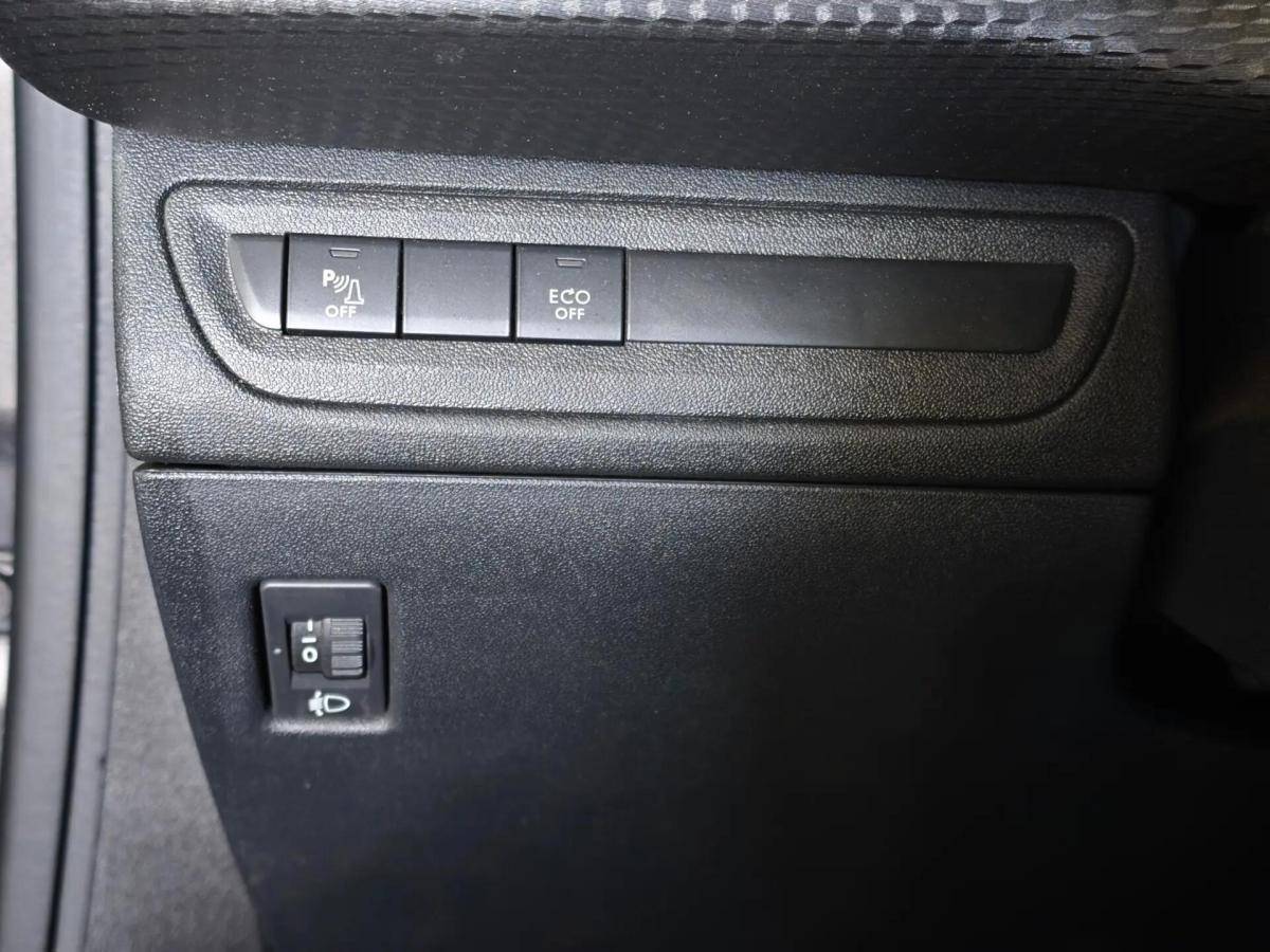peugeot-2008-2019-gasolina-1199cc