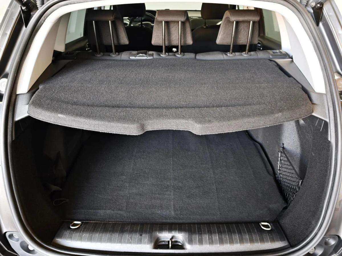 peugeot-2008-2019-gasolina-1199cc