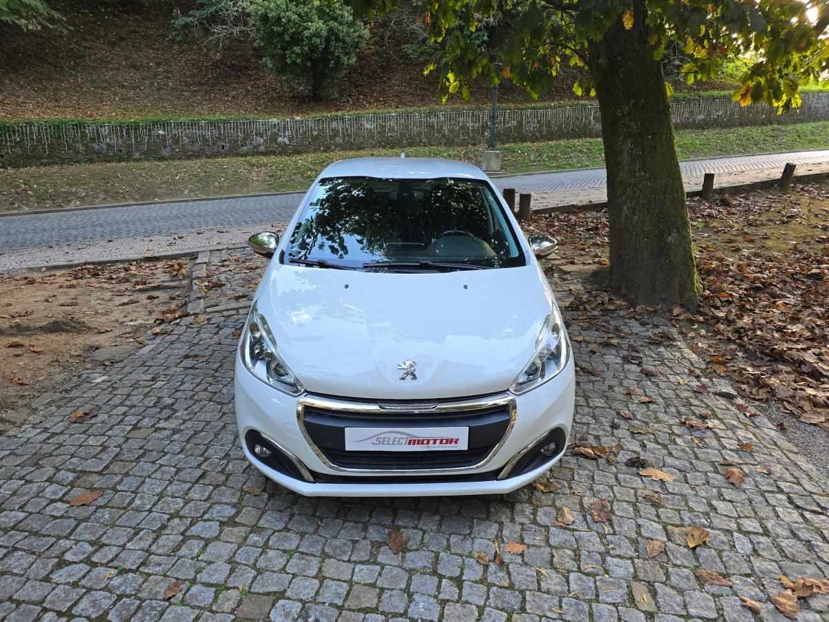 peugeot-208-2018-gasolina-1199cc