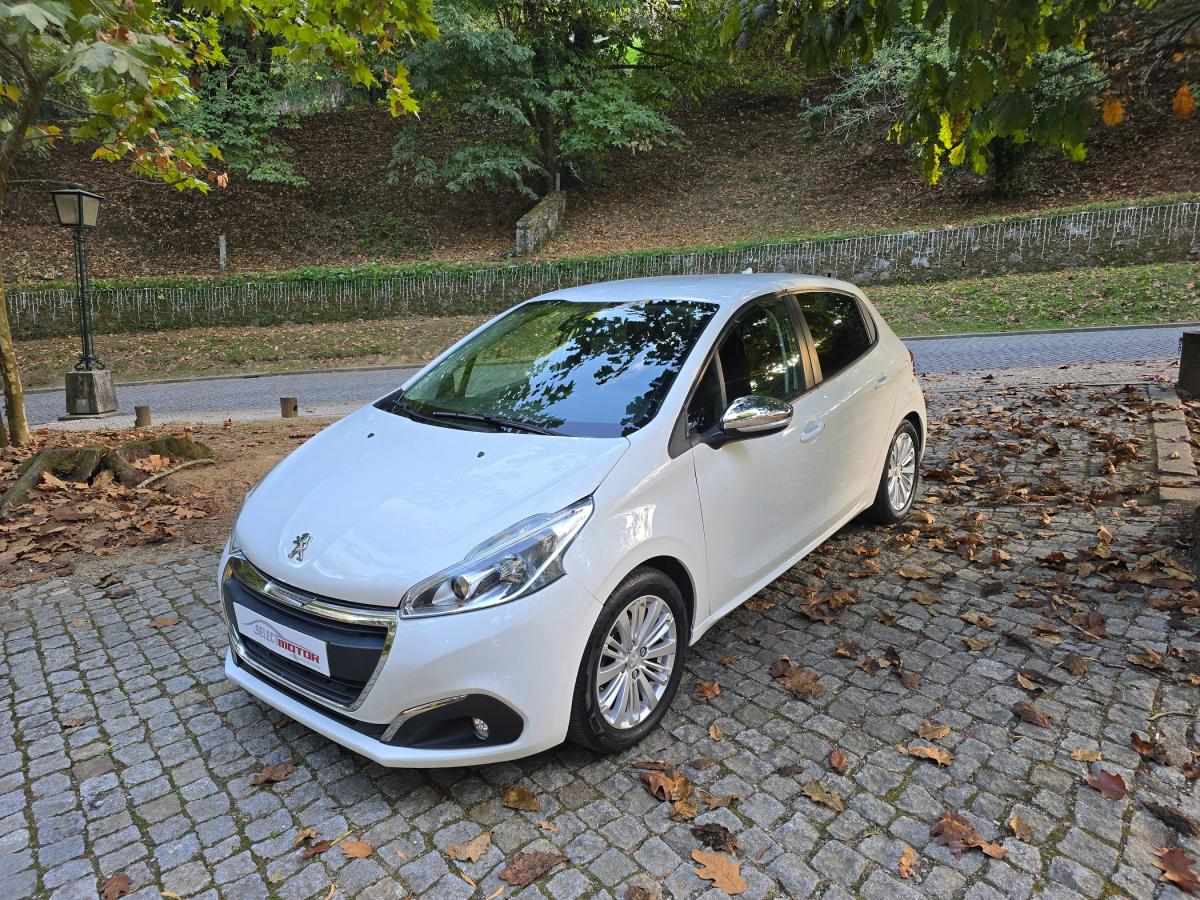 peugeot-208-2018-gasolina-1199cc