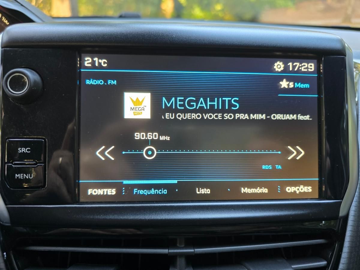 peugeot-208-2018-gasolina-1199cc