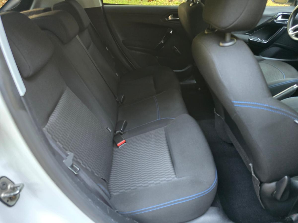 peugeot-208-2018-gasolina-1199cc